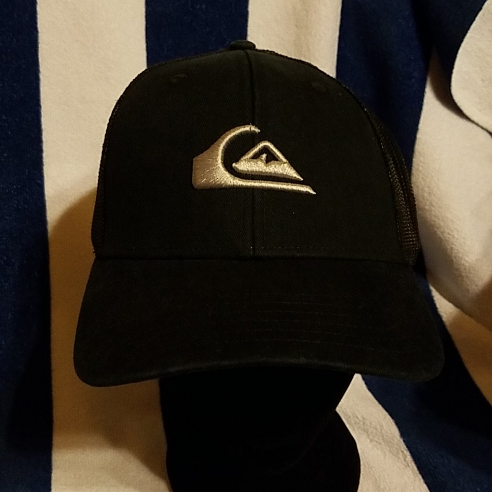 New Quicksilver Men's Grounder Snapback Black Hat - Picture 1 of 3